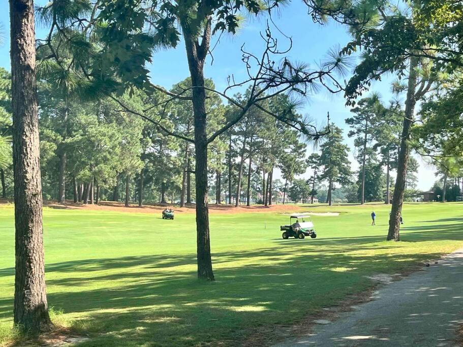 The Green Tee Suite Pinehurst Exterior foto